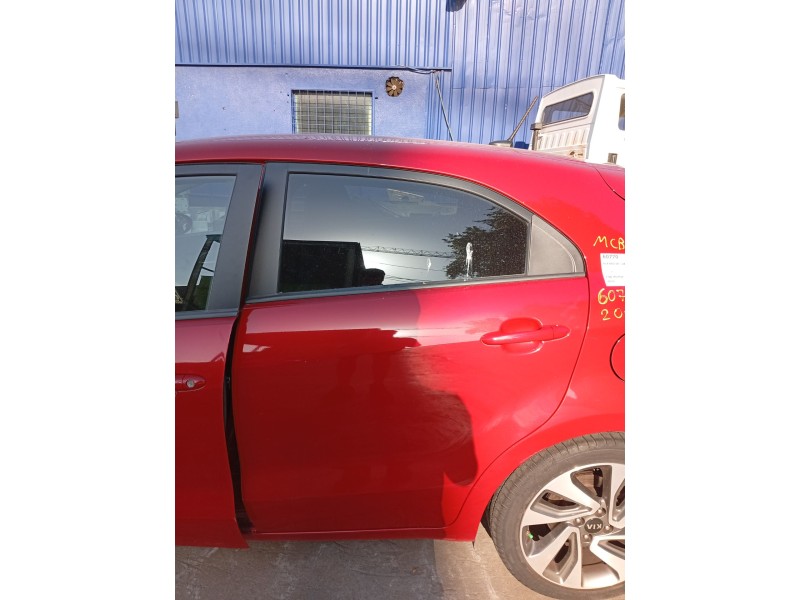 Recambio de puerta trasera izquierda para kia rio iii (ub) 1.2 cvvt referencia OEM IAM 770031W210  
