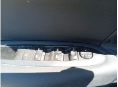 Recambio de mando elevalunas delantero izquierdo para citroën c4 ii (nc_) 1.6 hdi 115 referencia OEM IAM 6490JW  