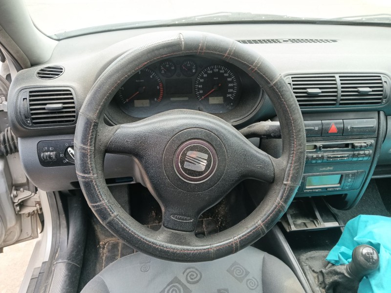 seat leon (1m1) del año 2000