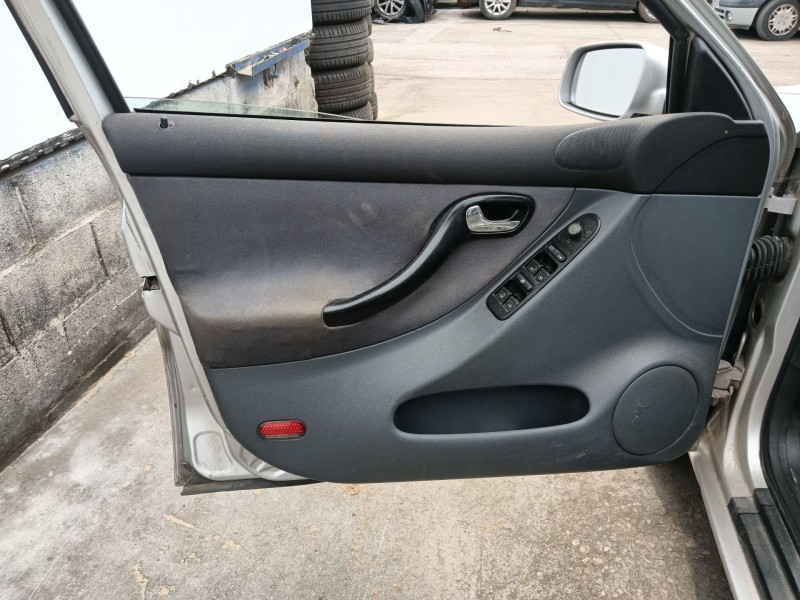 seat leon (1m1) del año 2000