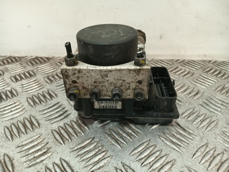 Recambio de abs para skoda fabia (5j2 ) referencia OEM IAM 0265237025 6R0614117K 0265800870