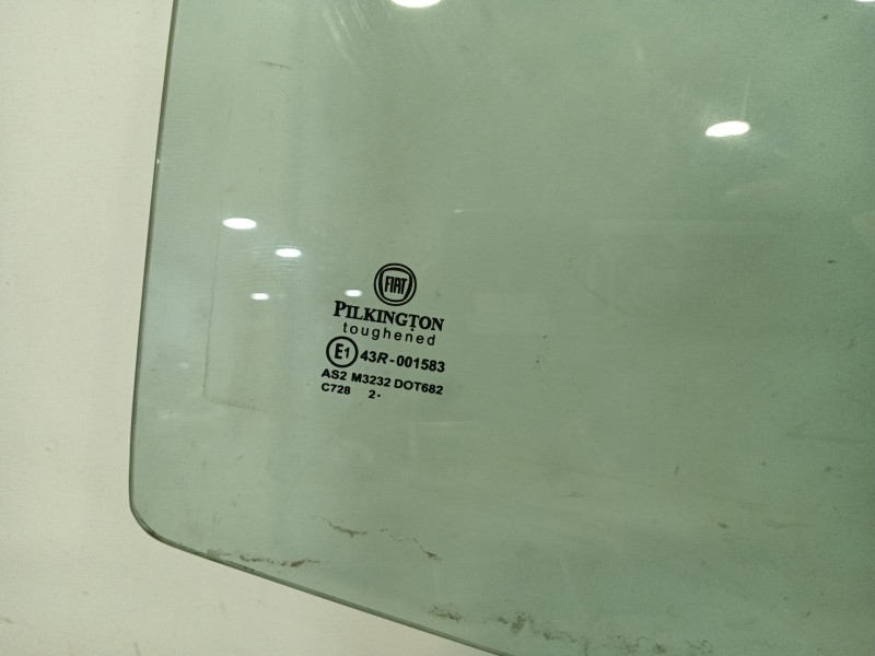Recambio de luna delantera derecha para fiat nuova 500 (150) 1.2 cat referencia OEM IAM AS2M3232DOT682  