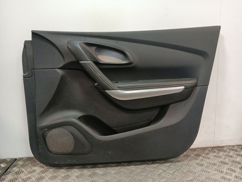 Recambio de guarnecido puerta delantera derecha para renault kadjar (ha_, hl_) 1.6 dci 130 referencia OEM IAM 156088671  