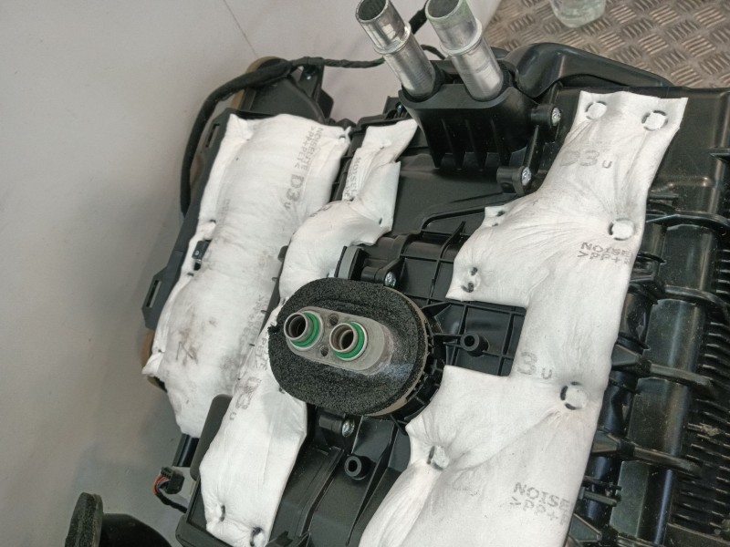Recambio de calefaccion entera normal para kia xceed (cd) 1.6 gdi hybrid referencia OEM IAM 97200CR000  