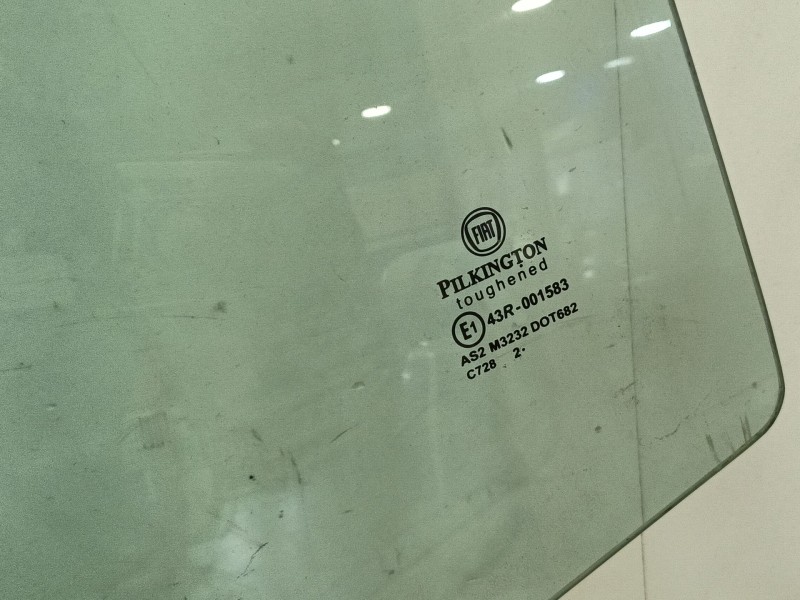Recambio de luna delantera izquierda para fiat nuova 500 (150) 1.2 cat referencia OEM IAM AS2M3232DOT682  