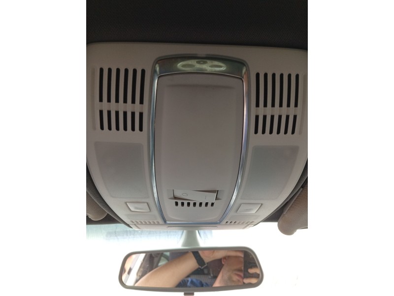 Recambio de luz interior para audi a6 c6 (4f2) 2.4 referencia OEM IAM 4F0947135N  