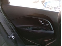 Recambio de guarnecido puerta trasera izquierda para kia rio iii (ub) 1.2 cvvt referencia OEM IAM 833071W220DCM  