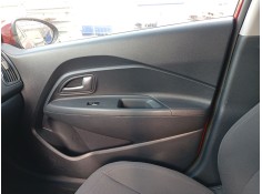 Recambio de guarnecido puerta delantera derecha para kia rio iii (ub) 1.2 cvvt referencia OEM IAM 9823401W010  