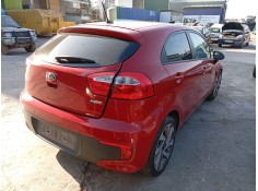 Recambio de amortiguador trasero derecho para kia rio iii (ub) 1.2 cvvt referencia OEM IAM 553001W001  