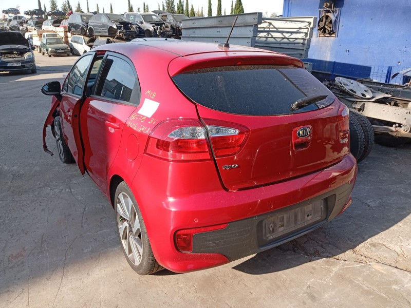 Recambio de amortiguador trasero izquierdo para kia rio iii (ub) 1.2 cvvt referencia OEM IAM 553001W001  