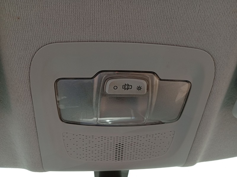 Recambio de luz interior para peugeot 208 i (ca_, cc_) 1.2 vti 82 referencia OEM IAM 9674441377  