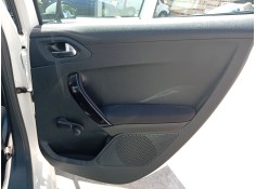 Recambio de guarnecido puerta trasera derecha para peugeot 208 i (ca_, cc_) 1.2 vti 82 referencia OEM IAM 96763547ZD  