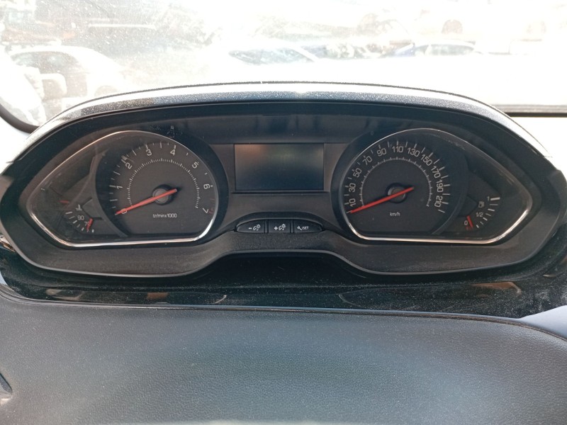 Recambio de cuadro instrumentos para peugeot 208 i (ca_, cc_) 1.2 vti 82 referencia OEM IAM 9805400480  