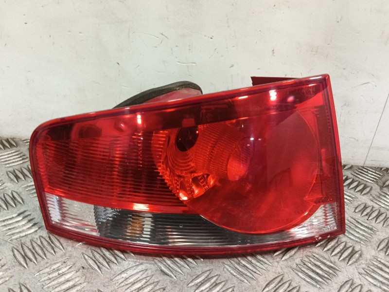 Recambio de piloto trasero izquierdo para seat altea xl (5p5, 5p8) 1.6 tdi referencia OEM IAM 5P8945111A  