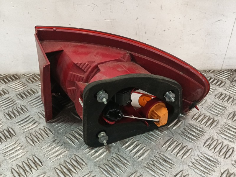 Recambio de piloto trasero izquierdo para seat altea xl (5p5, 5p8) 1.6 tdi referencia OEM IAM 5P8945111A  