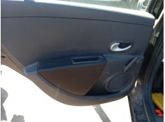 Recambio de guarnecido puerta trasera izquierda para renault clio iii (br0/1, cr0/1) 1.5 dci referencia OEM IAM 8200293858G  