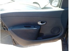 Recambio de guarnecido puerta delantera izquierda para renault clio iii (br0/1, cr0/1) 1.5 dci referencia OEM IAM 8200293523G  