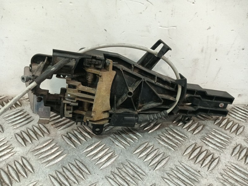 Recambio de maneta exterior delantera izquierda para bmw 3 (e90) 320 d referencia OEM IAM 51217060669  