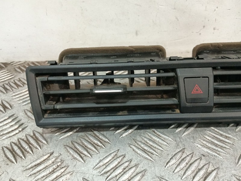 Recambio de rejilla aireadora para seat ibiza (kj1) referencia OEM IAM 6F0819110  