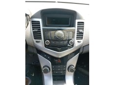 Recambio de pantalla / mando multifuncion para chevrolet cruze (j300) 2.0 cdi referencia OEM IAM 96983185  