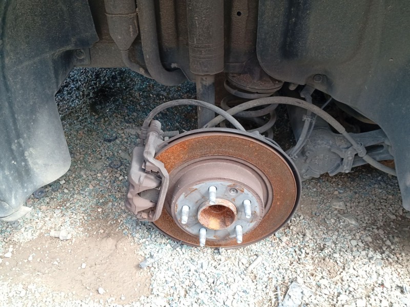 Recambio de mangueta trasera derecha para chevrolet cruze (j300) 2.0 cdi referencia OEM IAM 13345404  