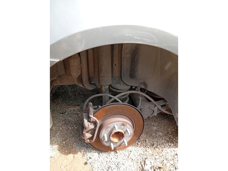 Recambio de amortiguador trasero derecho para chevrolet cruze (j300) 2.0 cdi referencia OEM IAM 13329527  