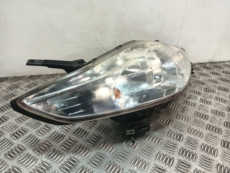 Recambio de faro derecho para mazda 5 (cr) 2.0 cd (cr19) referencia OEM IAM CC30510K0D  