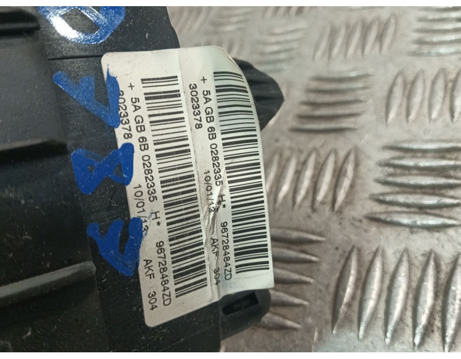 Recambio de airbag delantero izquierdo para peugeot 208 i (ca_, cc_) 1.2 vti 82 referencia OEM IAM 96728484ZD  