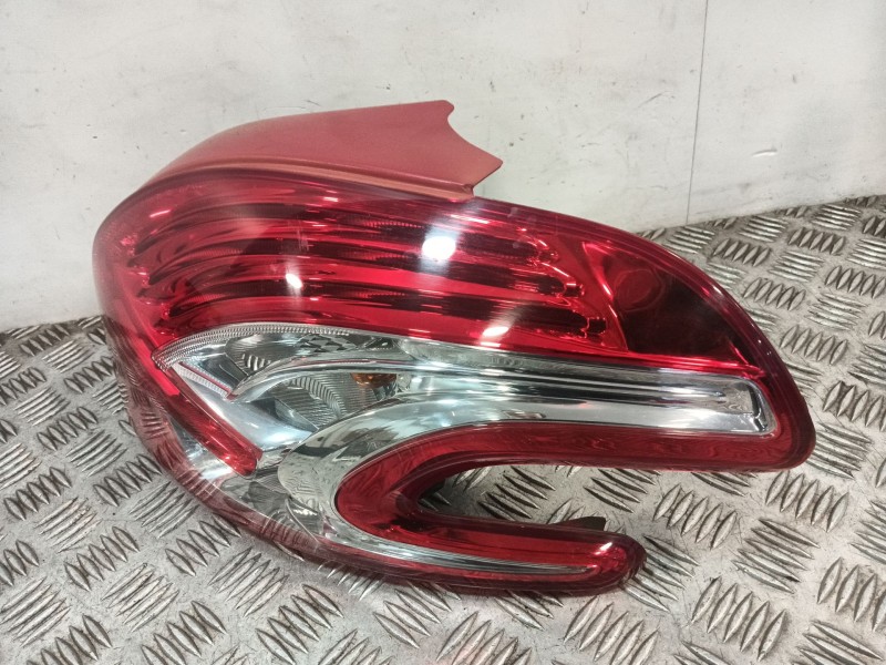 Recambio de piloto trasero derecho para peugeot 208 i (ca_, cc_) 1.2 vti 82 referencia OEM IAM 9672628380  