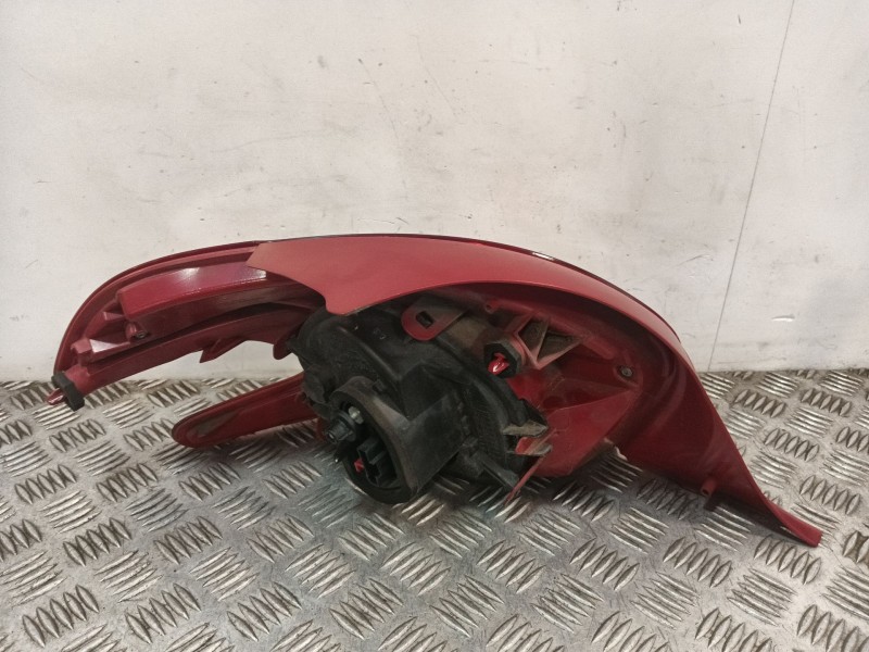 Recambio de piloto trasero derecho para peugeot 208 i (ca_, cc_) 1.2 vti 82 referencia OEM IAM 9672628380  