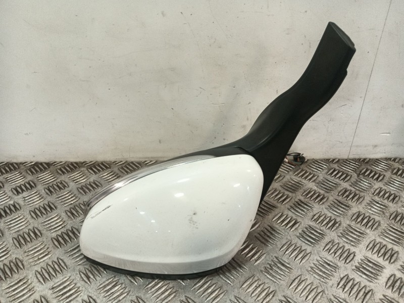 Recambio de retrovisor izquierdo para peugeot 208 i (ca_, cc_) 1.2 vti 82 referencia OEM IAM 1611240280  