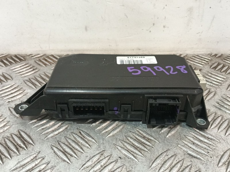 Recambio de centralita cierre para fiat idea (350_) 1.4 16v referencia OEM IAM 51747358  