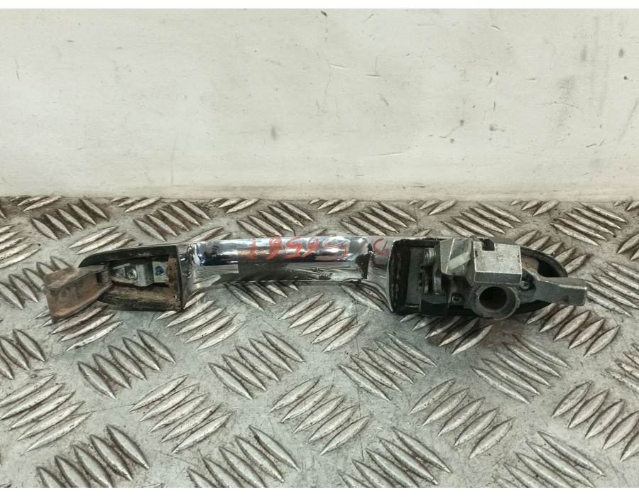 Recambio de maneta exterior delantera derecha para fiat nuova 500 (150) 1.2 cat referencia OEM IAM 735694907  