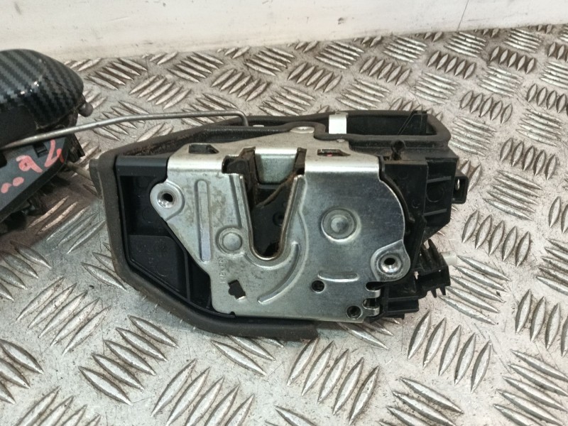 Recambio de cerradura puerta trasera izquierda para bmw 3 (e90) 320 d referencia OEM IAM 7202147  