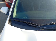 Recambio de brazo limpia delantero derecho para kia stonic (yb) 1.0 t-gdi referencia OEM IAM 98321H8000  