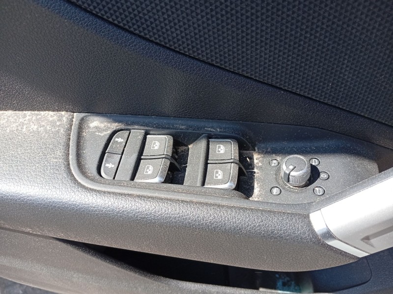 Recambio de mando elevalunas delantero izquierdo para audi q2 (gab, gag) 30 tdi referencia OEM IAM 8V0959851L  