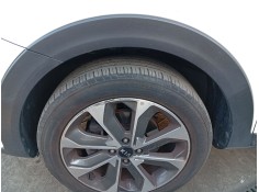 Recambio de paso de rueda delantero izquierdo para kia stonic (yb) 1.0 t-gdi referencia OEM IAM 86811H8400  