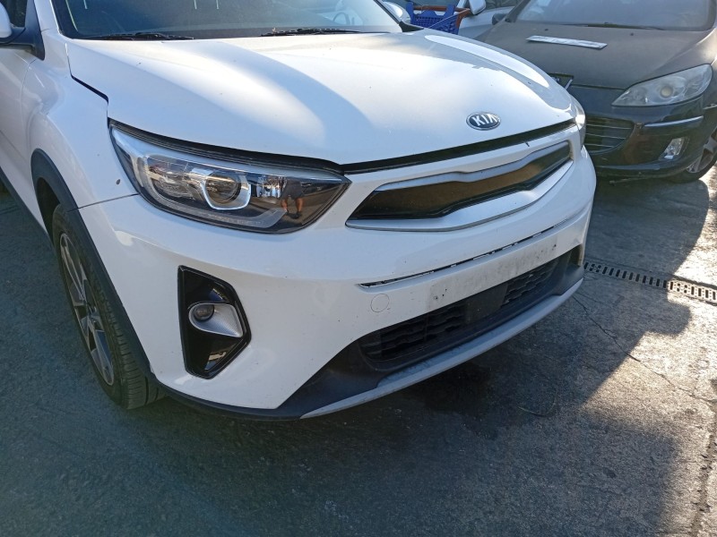 Recambio de paragolpes delantero para kia stonic (yb) 1.0 t-gdi referencia OEM IAM 86511H8400  
