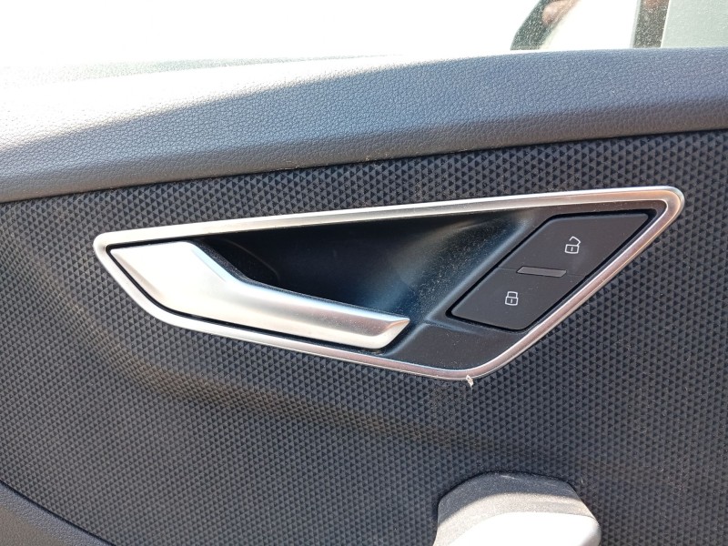 Recambio de maneta interior delantera izquierda para audi q2 (gab, gag) 30 tdi referencia OEM IAM 81A837019C4PK  