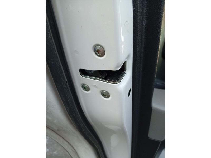 Recambio de cerradura puerta trasera izquierda para kia stonic (yb) 1.0 t-gdi referencia OEM IAM 81410H8020  