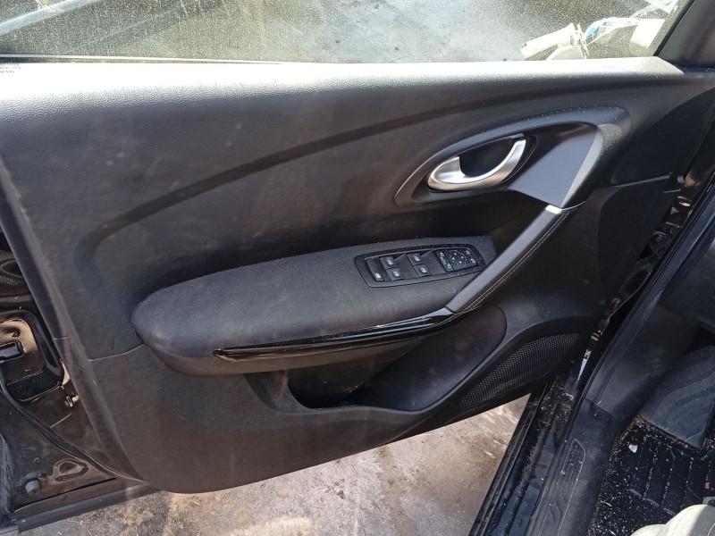 Recambio de elevalunas delantero izquierdo para renault kadjar (ha_, hl_) 1.3 tce 140 referencia OEM IAM 807218884R  