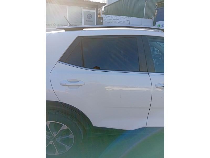 Recambio de puerta trasera derecha para kia stonic (yb) 1.0 t-gdi referencia OEM IAM 77004H8401  