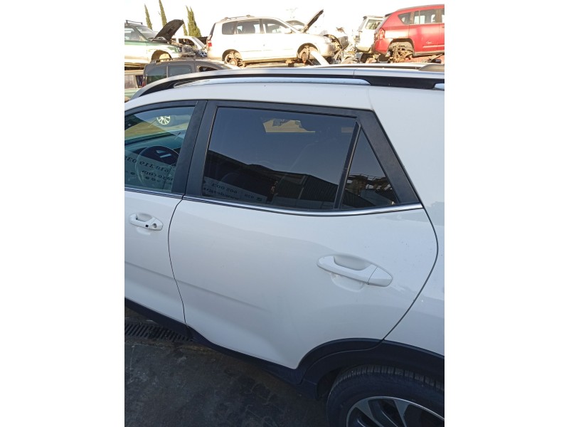 Recambio de puerta trasera izquierda para kia stonic (yb) 1.0 t-gdi referencia OEM IAM 77003H8401  