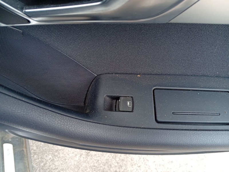 Recambio de mando elevalunas trasero derecho para audi a6 c6 (4f2) 2.4 referencia OEM IAM 4F0959855A5PR  