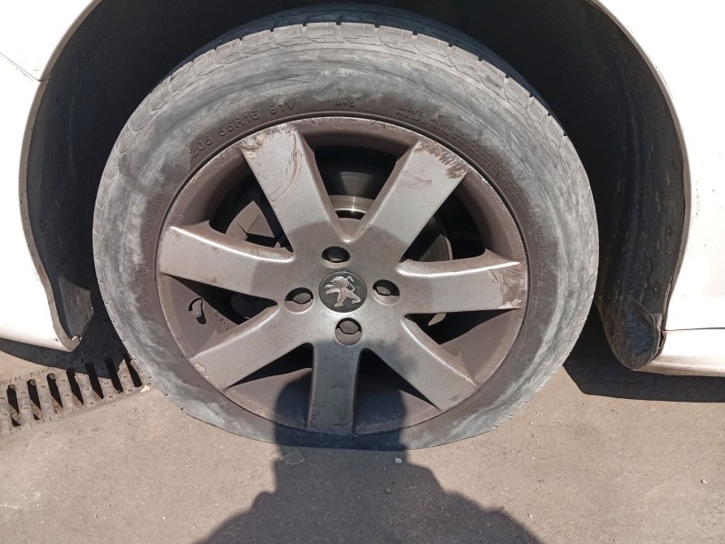 Recambio de mangueta delantera izquierda para peugeot 308 sw i (4e_, 4h_) 1.6 hdi referencia OEM IAM 364696  
