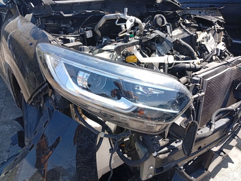 Recambio de faro derecho para renault kadjar (ha_, hl_) 1.3 tce 140 referencia OEM IAM 260103903R  