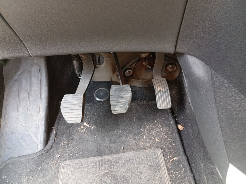 Recambio de pedal embrague para peugeot 308 sw i (4e_, 4h_) 1.6 hdi referencia OEM IAM 2127Z5  