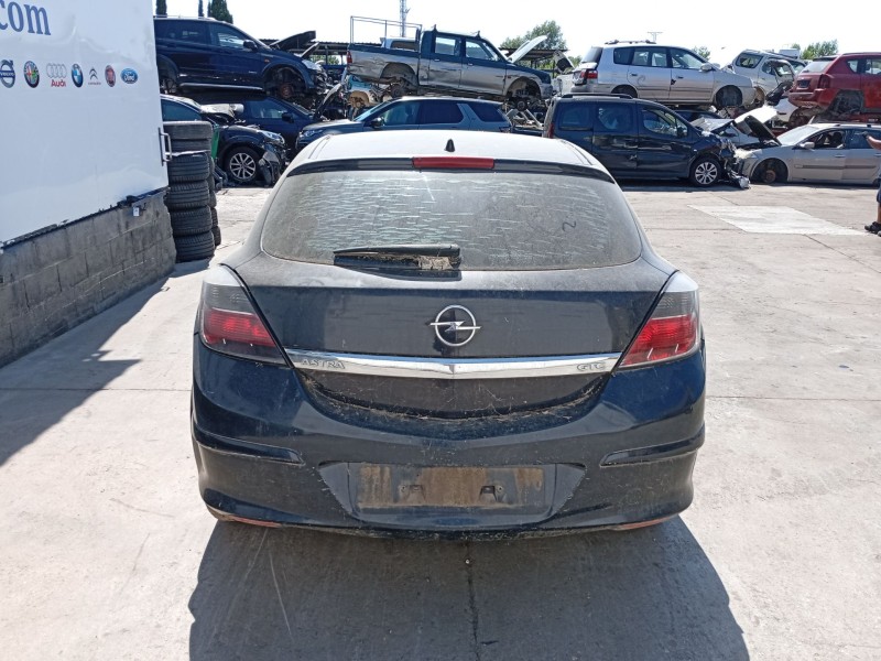 opel astra gtc (kb11) del año 2006