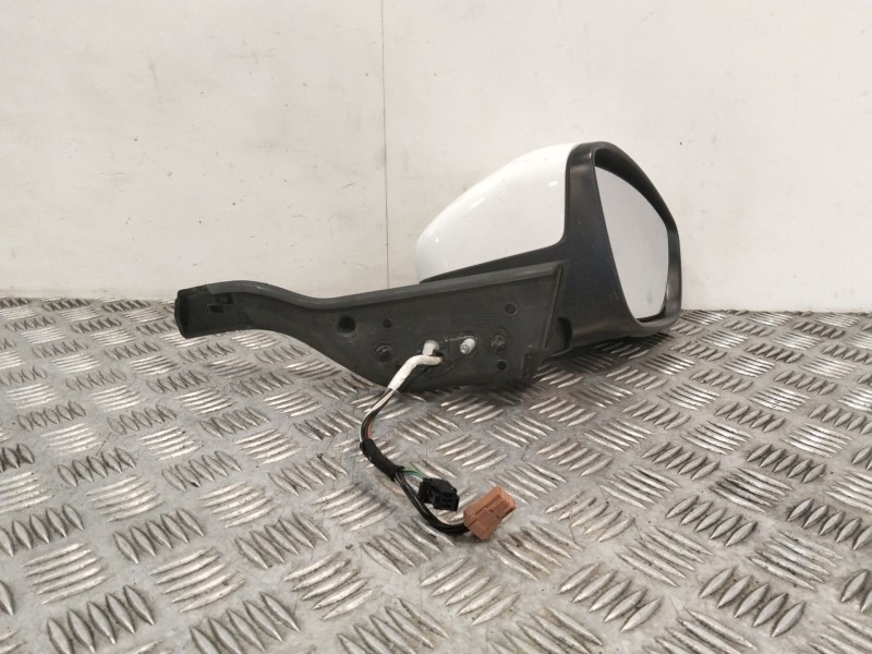 Recambio de retrovisor derecho para peugeot 208 i (ca_, cc_) 1.2 vti 82 referencia OEM IAM 1607511480  