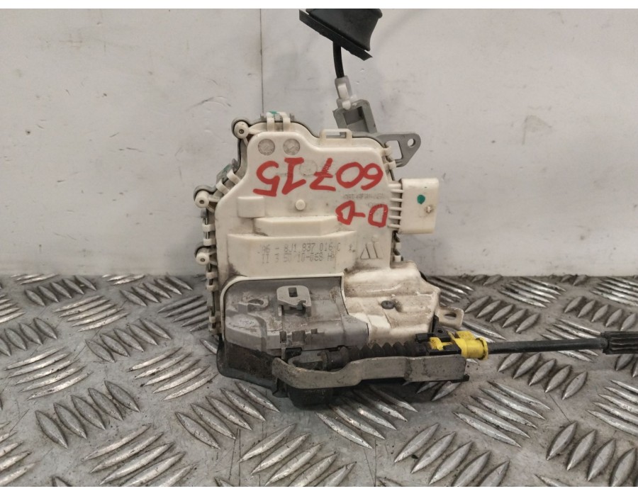 Recambio de cerradura puerta delantera derecha para audi a1 (8x1, 8xk) 1.6 tdi referencia OEM IAM 5N1837016M 8J1837016C 